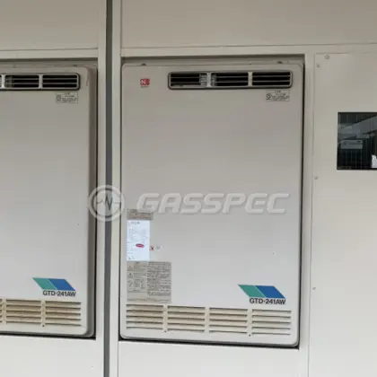 施工前の暖房熱源機（GTD-241AW）