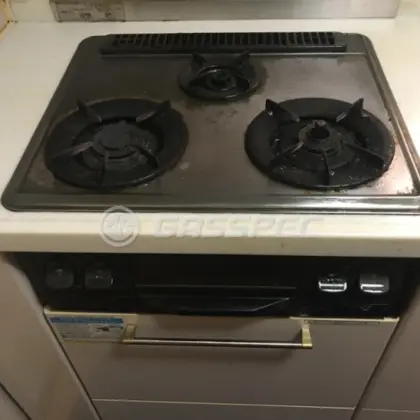 施工前のビルトインガスコンロ（PKD-35EF-L）