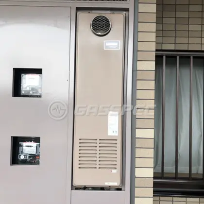 施工前の暖房熱源機（AT-4299ACSAW3Q）
