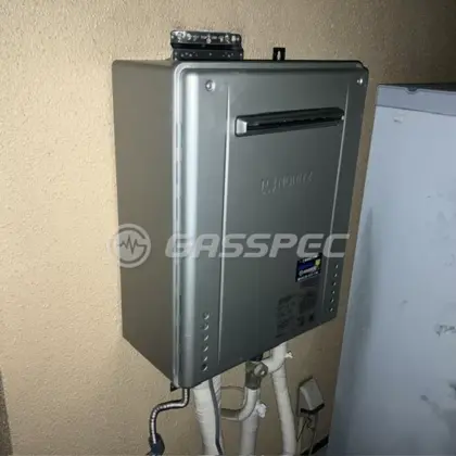 施工後の給湯器（ノーリツ GT-C2472SAW-1 BL）