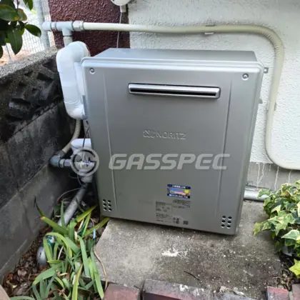 施工後の給湯器（ノーリツ GRQ-C2072SA-1 BL）