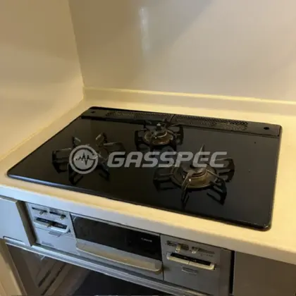 施工前のビルトインガスコンロ（RB71AW8B1R）
