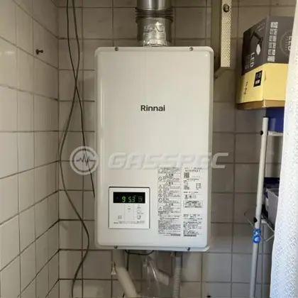 施工後の給湯器（リンナイ RUX-V1615SFFUA(A)-E）