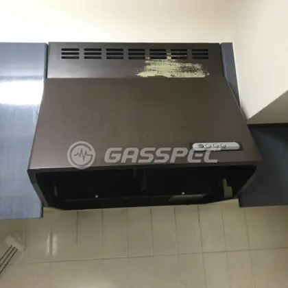 施工前のレンジフード