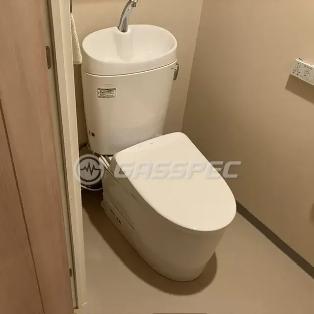 交換後のトイレ（TOTO CS400B+SH401BA#NW1）