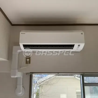 施工後のエアコン（ダイキン S285ATES-W）