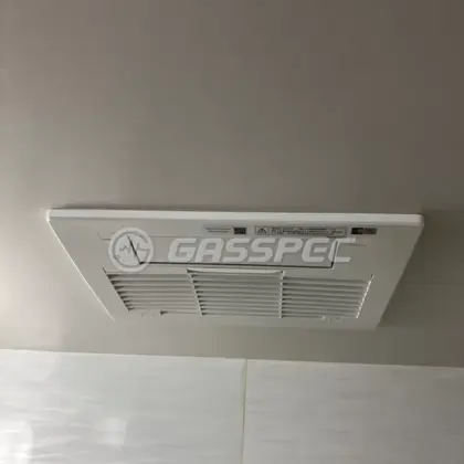 施工後の浴室乾燥機（リンナイ RBH-C3302K3P）