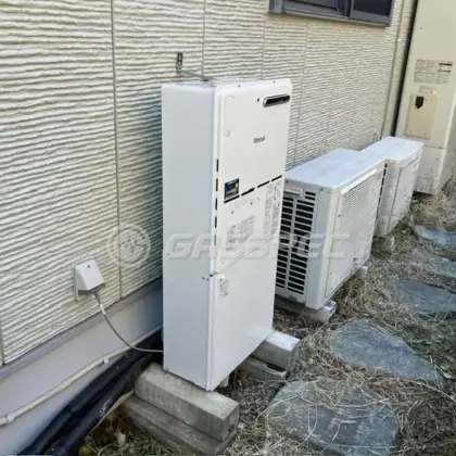 施工後の暖房熱源機（リンナイ RH-101W2-6(B)）