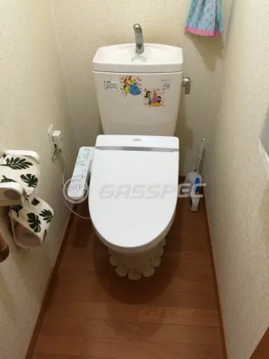 施工後のトイレ（TOTO TCF6621）