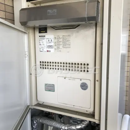 施工前の暖房熱源機（GTH-2413SAWXD-T）
