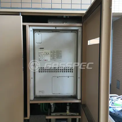 施工前の暖房熱源機（GTH-2413AWXH-H）