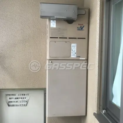 施工前の暖房熱源機（RUFH-VD2401AA2-3）