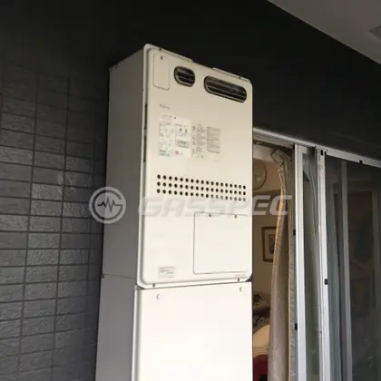 施工前の暖房熱源機（GTH-2413AWXH）