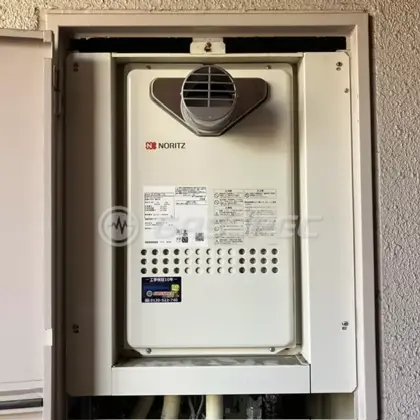 施工後の給湯器（ノーリツ GQ-2427AWX-T-DX BL）