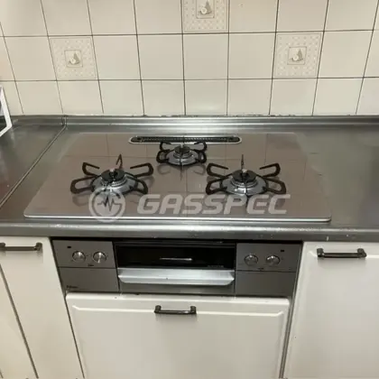 施工後のビルトインガスコンロ（パロマ PD-893WS-U75GP）