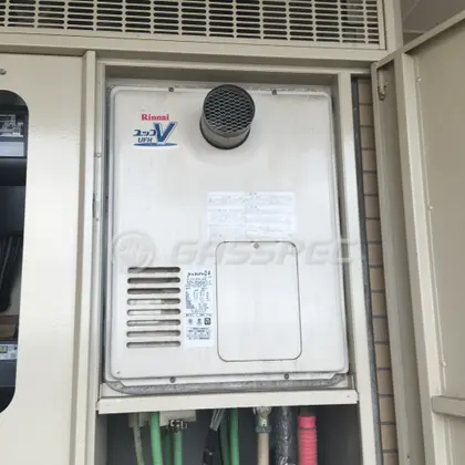施工前の暖房熱源機（RUFH-VD2400AT2-3）