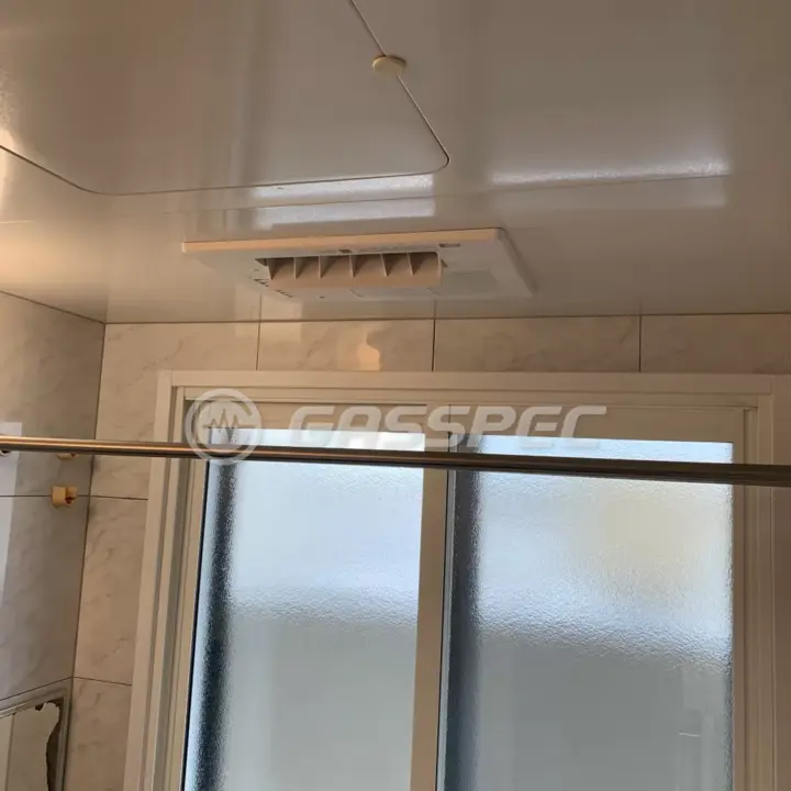 交換後の浴室乾燥機（リンナイ RBH-C3302K1P）