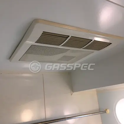 施工前の浴室乾燥機（V133BZF5）