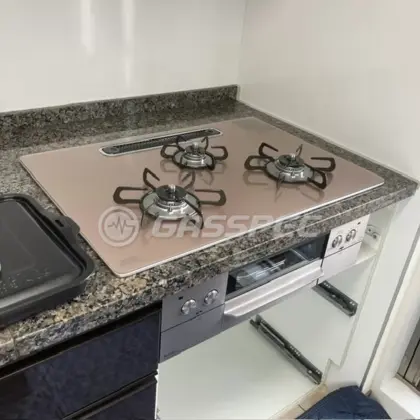施工後のビルトインガスコンロ（パロマ PD-893WS-U75GP）