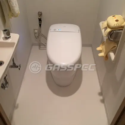 施工後のトイレ（TOTO CES9767M）