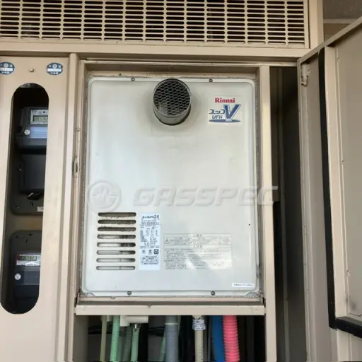 交換前の暖房熱源機（リンナイ RUFH-VD2400AT2-3）