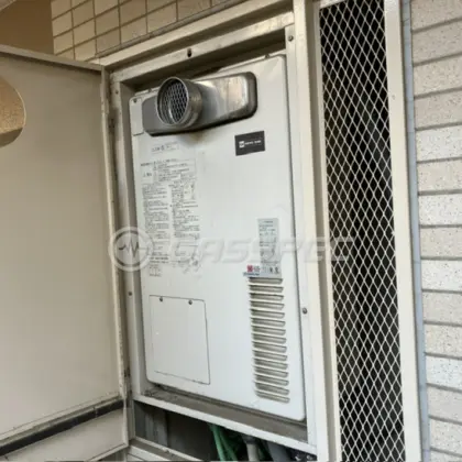 施工前の暖房熱源機（AT-4200ARSSW3Q-C）