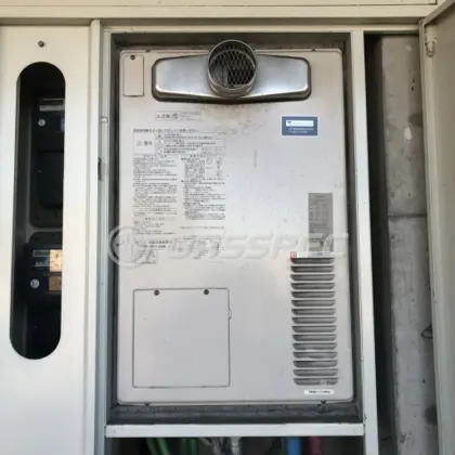 施工前の暖房熱源機（AT-4200ARSAW3Q-56-C）