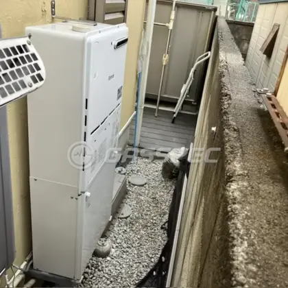 施工後の暖房熱源機（リンナイ RH-101W2-6(B)）