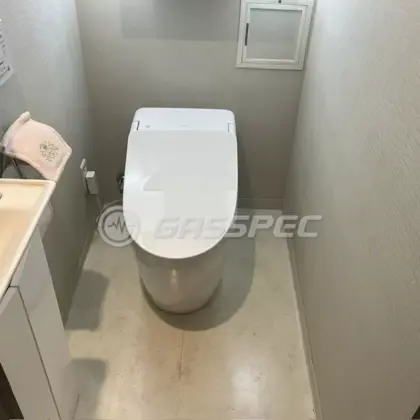 施工後のトイレ（TOTO CES9C20P#NW1）