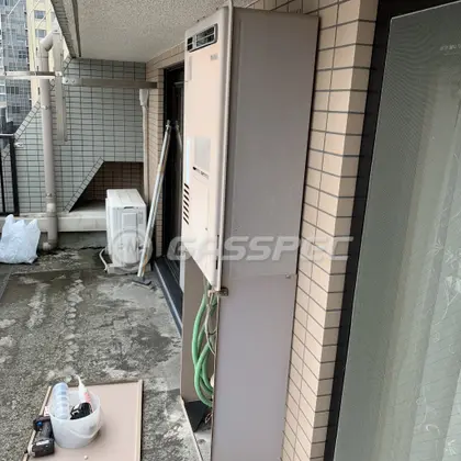 施工前の暖房熱源機（RUFH-V2400AW2-3）
