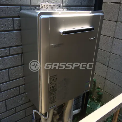 交換後の給湯器（リンナイ RUF-E2405AW(A)）