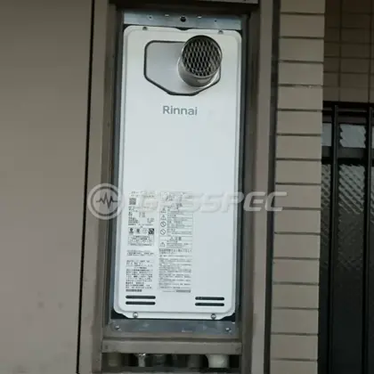 施工後の給湯器（リンナイ RUF-SA1615SAT-L(A)80）