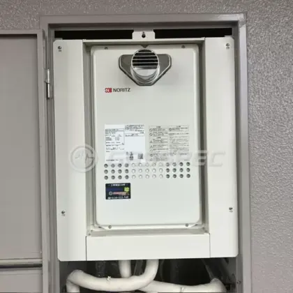 施工後の給湯器（ノーリツ GQ-1627AWX-T-DX BL）