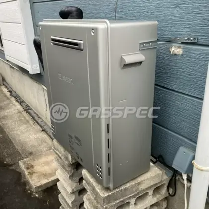 施工後の給湯器（ノーリツ GRQ-C2462AX-2 BL(アウトレット品)）