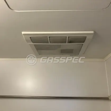 施工前の浴室乾燥機（V-132BZF4-1）