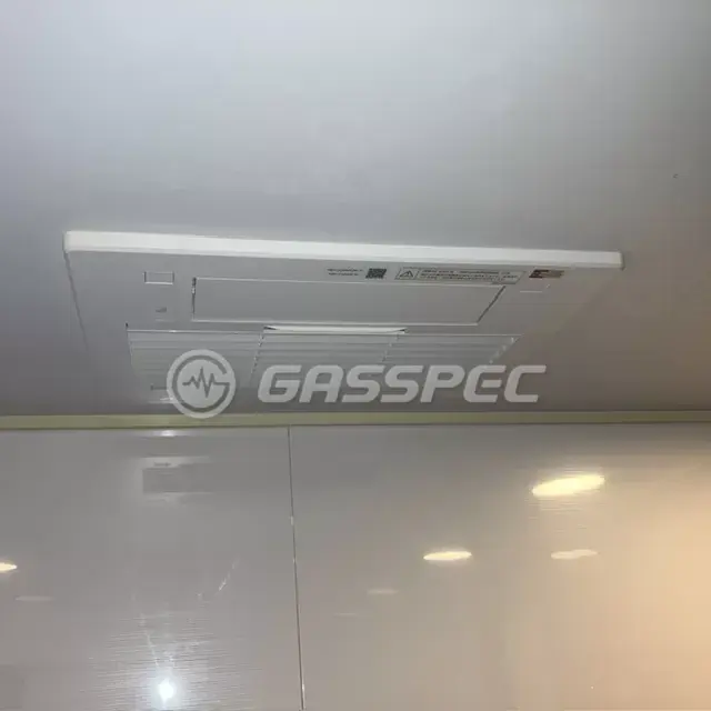 交換後の浴室乾燥機（リンナイ RBH-C3302K1P）