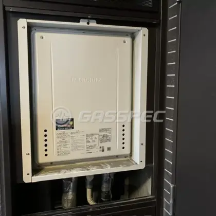施工後の給湯器（ノーリツ GT-2470SAW-H-1 BL）