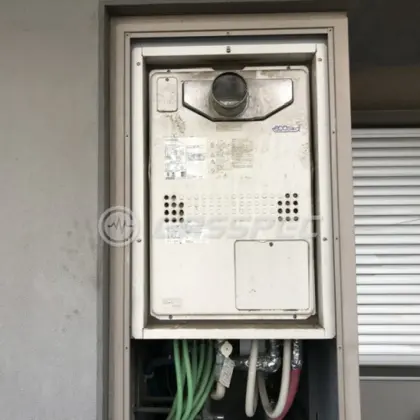 施工前の暖房熱源機（GTH-C2439AWX6H-T）
