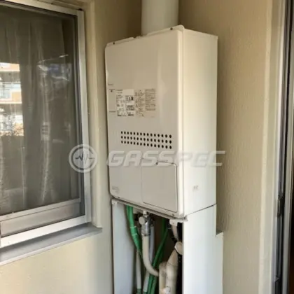 施工前の暖房熱源機（GTH-2434AWX3H-H）