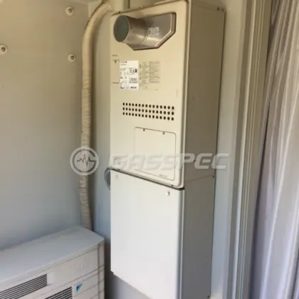 施工前の暖房熱源機（GTH-2417SAWX3H-T）