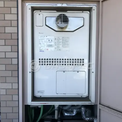 施工前の暖房熱源機（GTH-2413AWXH-T）