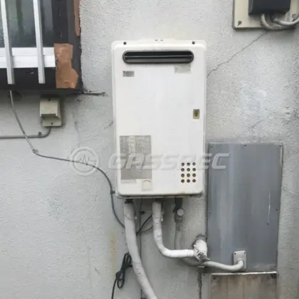 施工前の給湯器（NR-A516RFW）