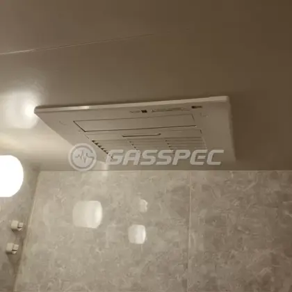 施工後の浴室乾燥機（リンナイ RBH-C4102K3P）