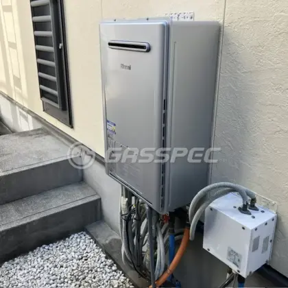 施工後の暖房熱源機（リンナイ RUFH-E2408SAW2-6(A)）
