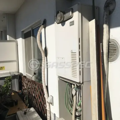 施工前の暖房熱源機（AT-4200ARSAW3Q）