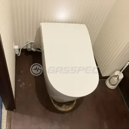 施工後のトイレ（TOTO CES9820#NW1）