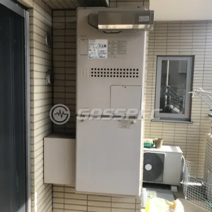 施工前の暖房熱源機（GTH-2434AWX3H-L）