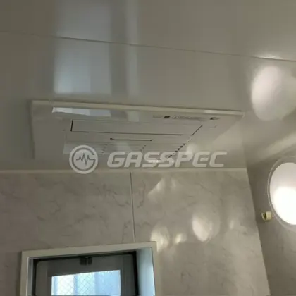 施工後の浴室乾燥機（リンナイ RBH-C4102K2P）
