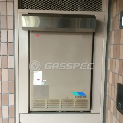 施工前の暖房熱源機（GTD-241AW-L）