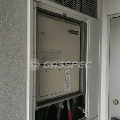 施工前の暖房熱源機（RUFH-VD2401SAU2-3）